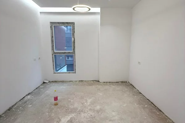 Appartamento in vendita a Tirana 2+1, Vuoto