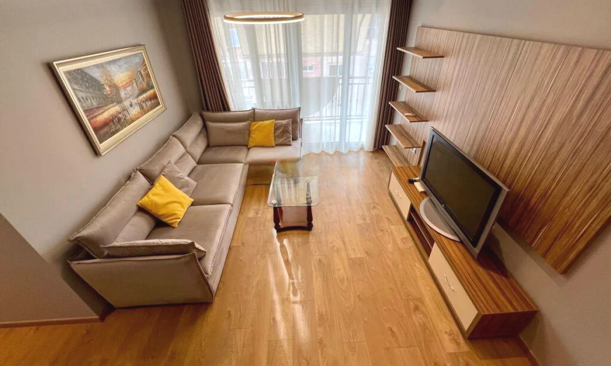 Appartamento in vendita a Tirana 2+1, Arredato