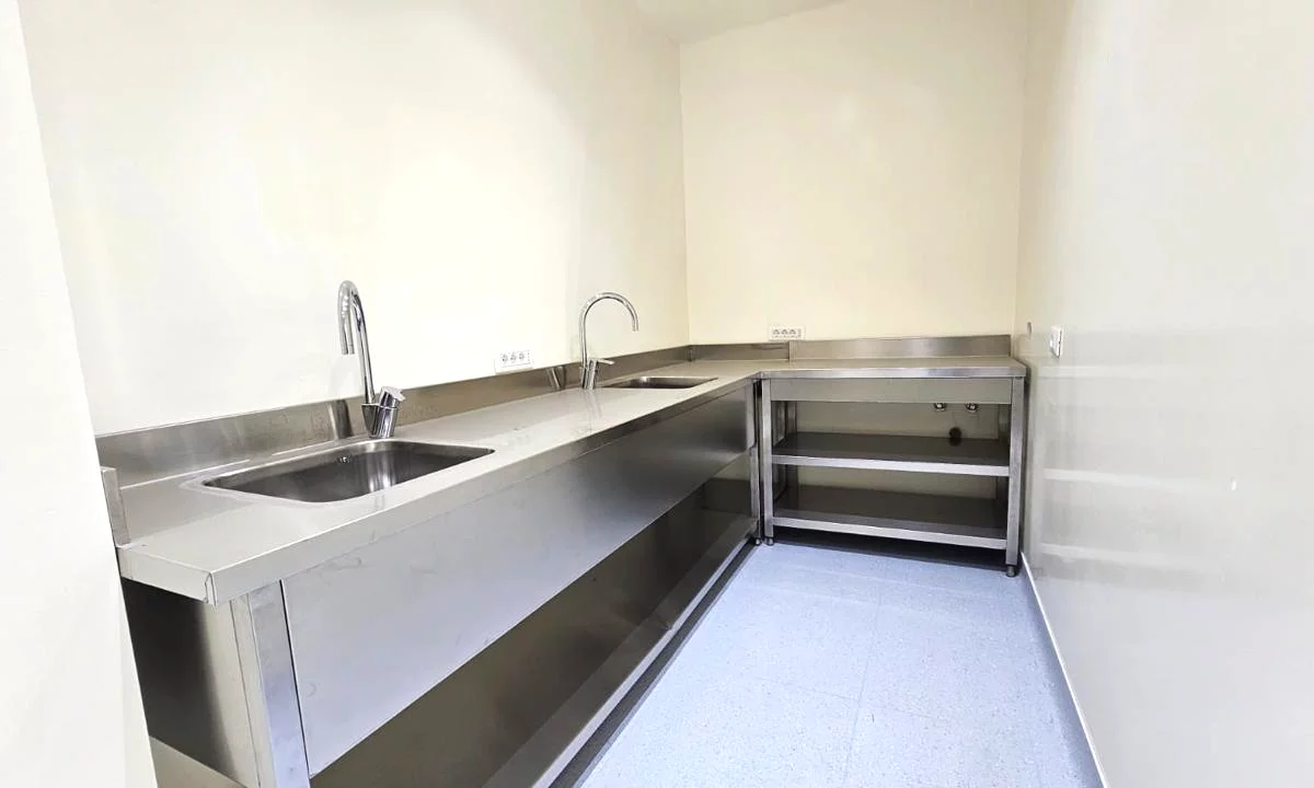 🏥✨ JEPET ME QIRA AMBIENT PER KLINIKE — Kika 2 | Komuna e Parisit