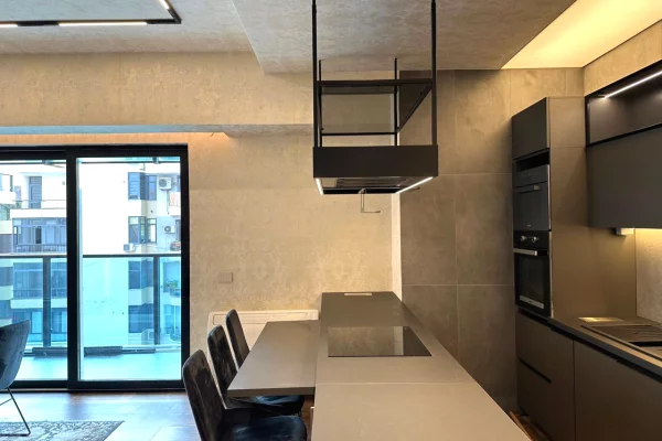 Shtepi ne shitje Apartament ne Tirane, 2+1, Mobilimi E mobiluar, Pagesa 169,000  Euro.