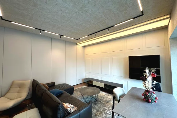 Shtepi ne shitje Apartament ne Tirane, 2+1, Mobilimi E mobiluar, Pagesa 169,000  Euro.