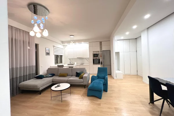 🏡 Jepet me Qira – Super Apartament 2+1+2