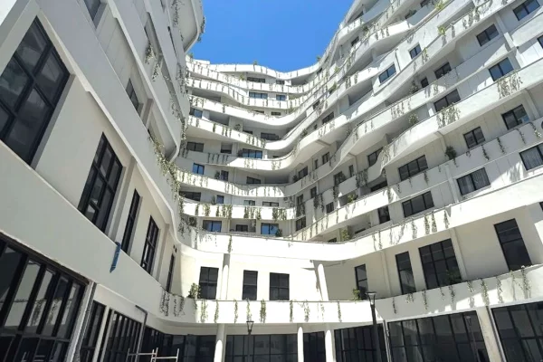 Apartment for sale in Tirana Garsoniere, Emty