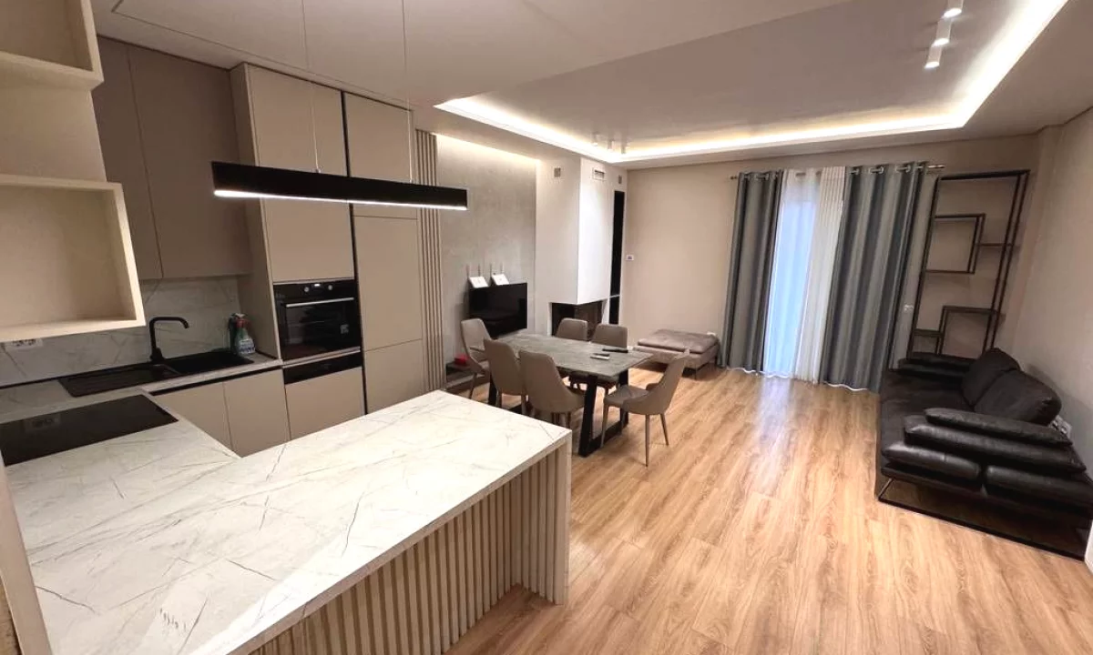 Shtepi me qera Apartament ne Tirane, 2+1, Mobilimi E mobiluar, Pagesa 1,200  Euro.