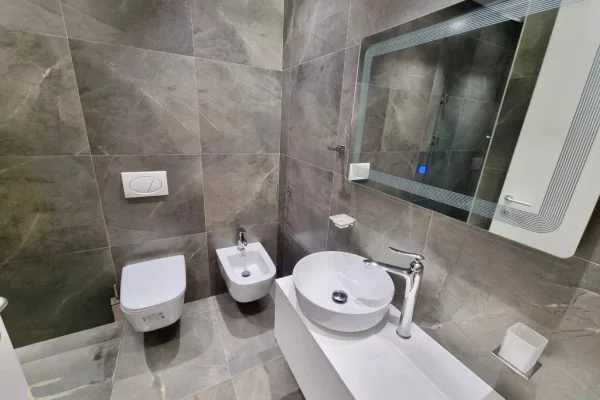 Shtepi me qera Apartament ne Tirane, 2+1, Mobilimi E mobiluar, Pagesa 1,200  Euro.