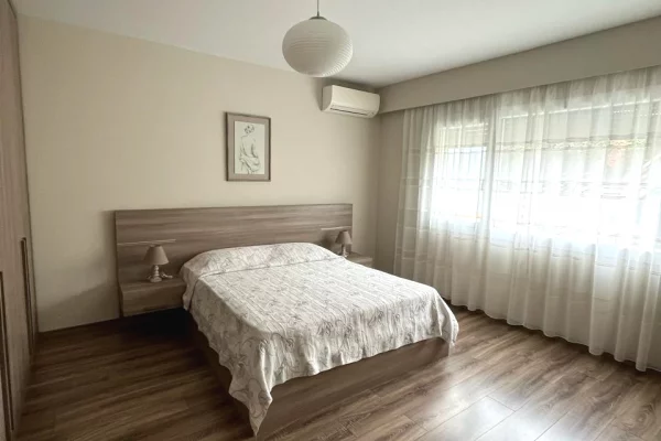Shtepi me qera Apartament ne Tirane, 2+1, Mobilimi E mobiluar, Pagesa 1,500  Euro.