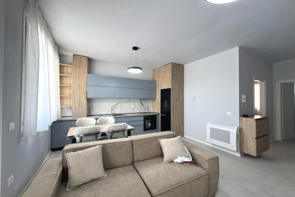 🏡 Jepet me Qira Apartament 2+1+2 – River Residence, Astir