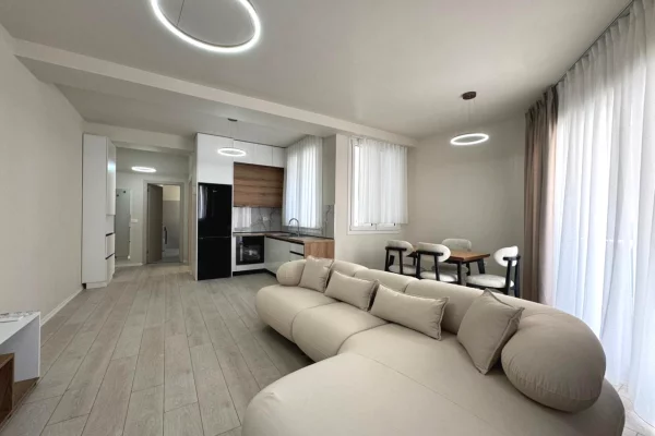 Shtepi me qera Apartament ne Tirane, 1+1, Mobilimi E mobiluar, Pagesa 75,000  Leke.