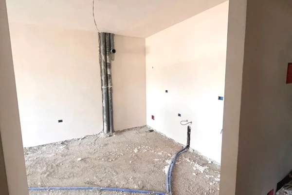 Appartamento in vendita a Tirana 1+1, Vuoto