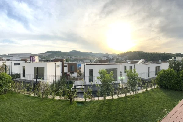 Villa di lusso in vendita a Tirana 3+1, Arredato