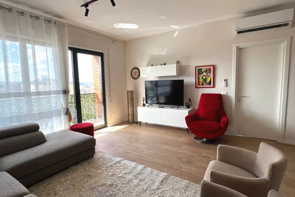 Shtepi me qera Apartament ne Tirane, 2+1, Mobilimi E mobiluar, Pagesa 1,100  Euro.