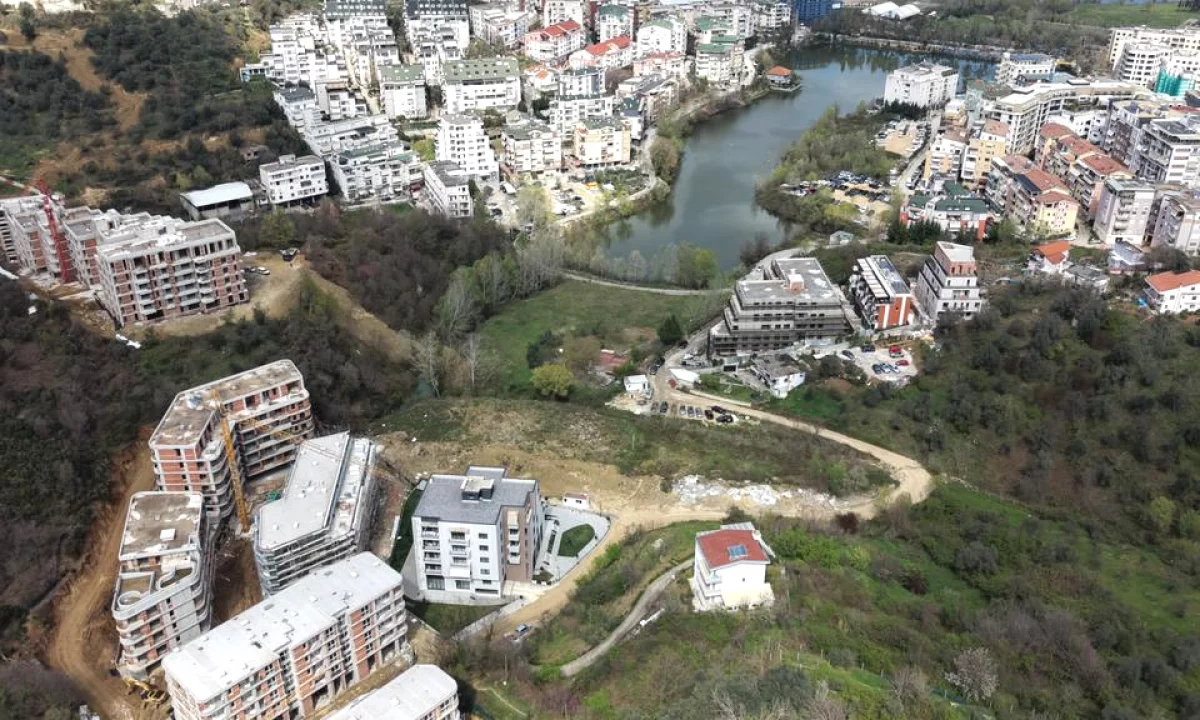 Apartment for sale in Tirana 2+1, Emty