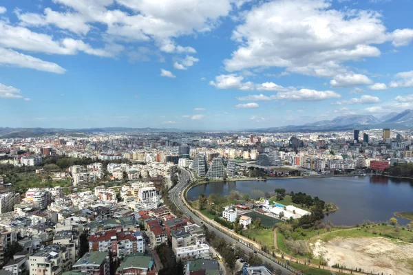 Apartment for sale in Tirana 3+1, Emty