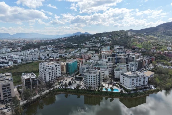 Apartment for sale in Tirana 3+1, Emty