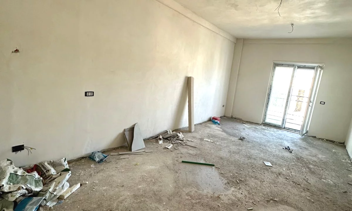 Apartment for sale in Tirana 1+1, Emty