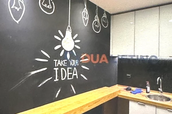 🏢 Jepet me Qira Ambient Zyre – Rruga Pjeter Budi (prapa Downtown One)