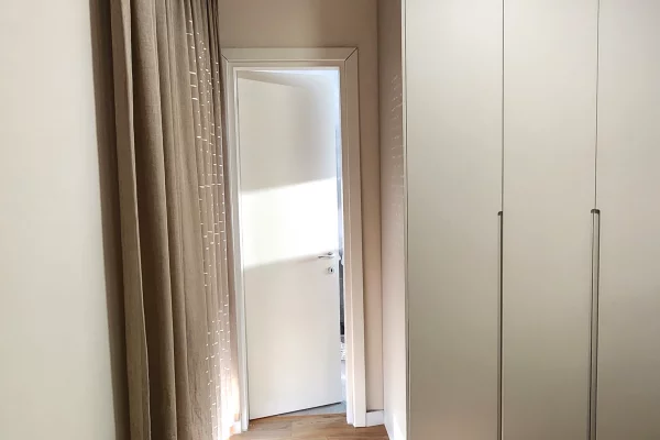 Appartamento in affitto a Tirana 2+1, Arredato