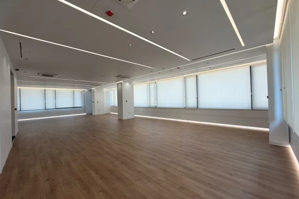 Ambient biznesi me qera 3+1 ne Tirane - 10,000 Euro
