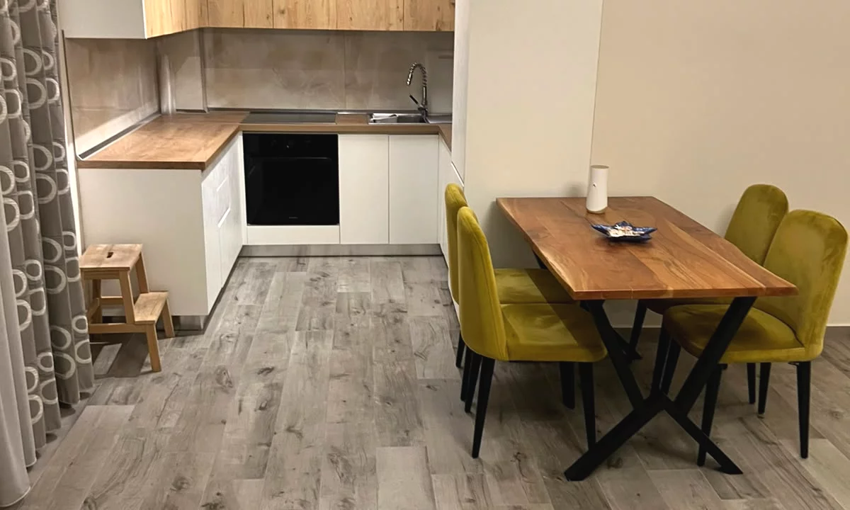Shtepi me qera Apartament ne Tirane, 1+1, Mobilimi E mobiluar, Pagesa 800  Euro.