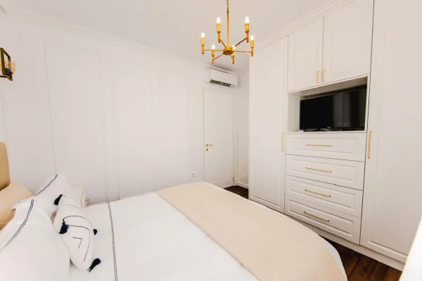 Shtepi me qera Apartament ne Tirane, 1+1, Mobilimi E mobiluar, Pagesa 600  Euro.