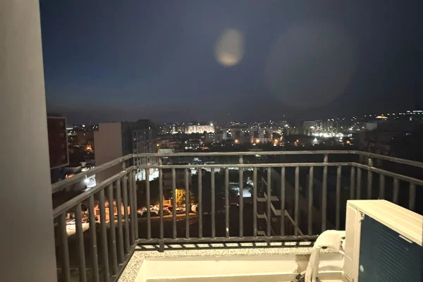 Shtepi me qera Apartament ne Tirane, 1+1, Mobilimi E mobiluar, Pagesa 550  Euro.