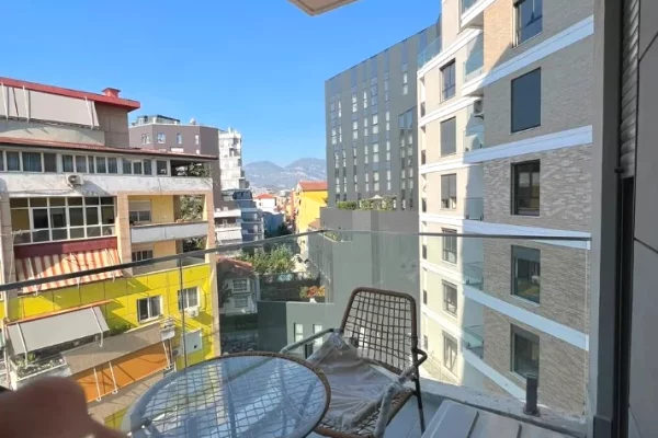 Shtepi me qera Apartament ne Tirane, 1+1, Mobilimi E mobiluar, Pagesa 750  Euro.