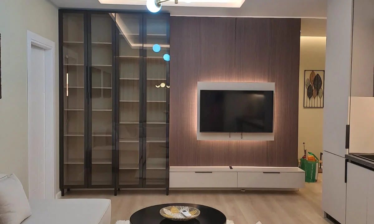 Shtepi me qera Apartament ne Tirane, 1+1, Mobilimi E mobiluar, Pagesa 700  Euro.