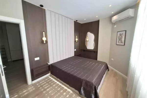 Shtepi me qera Apartament ne Tirane, 1+1, Mobilimi E mobiluar, Pagesa 700  Euro.