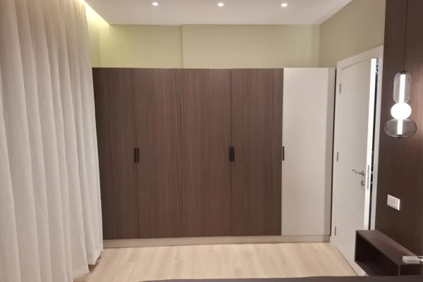 Shtepi me qera Apartament ne Tirane, 1+1, Mobilimi E mobiluar, Pagesa 700  Euro.
