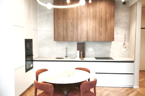 Shtepi me qera Apartament ne Tirane, 2+1, Mobilimi E mobiluar, Pagesa 1,500  Euro.