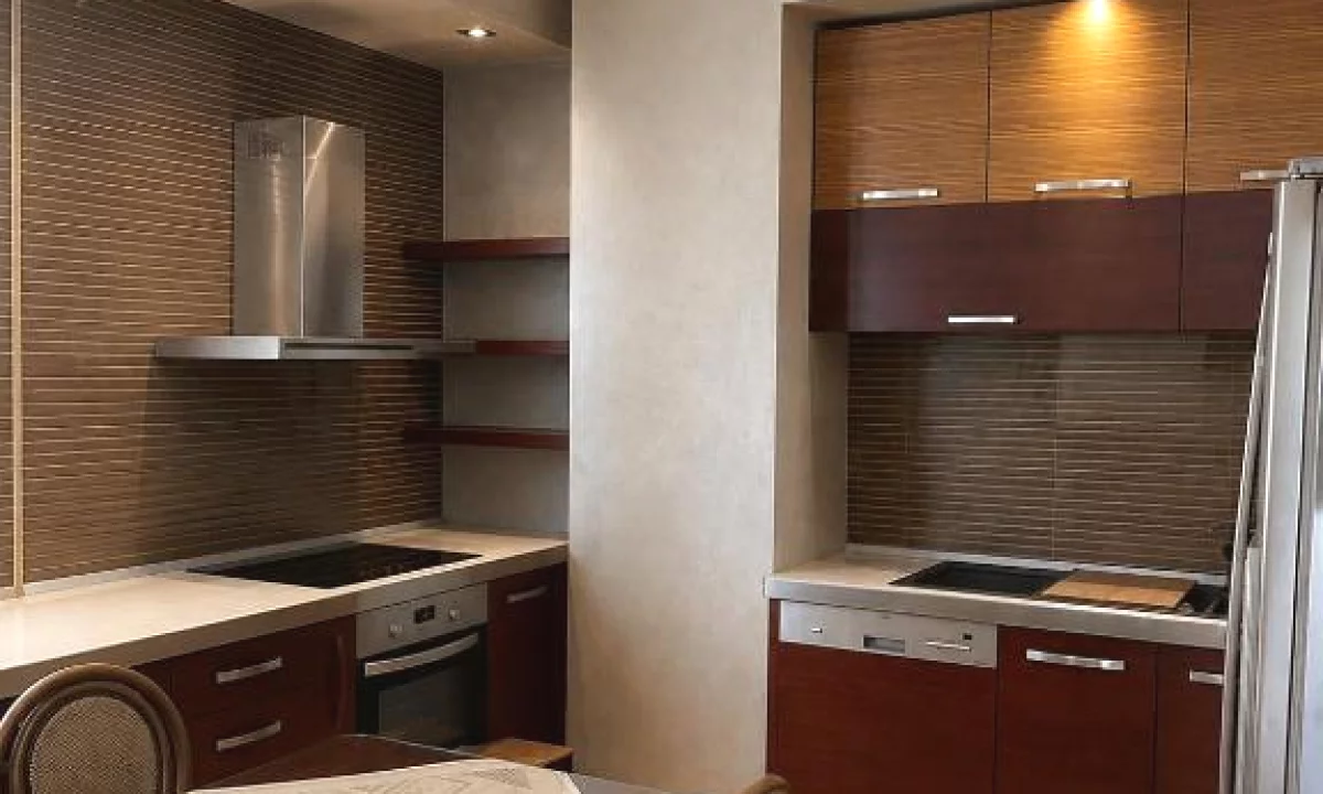 Shtepi me qera Apartament ne Tirane, 3+1, Mobilimi E mobiluar, Pagesa 1,500  Euro.