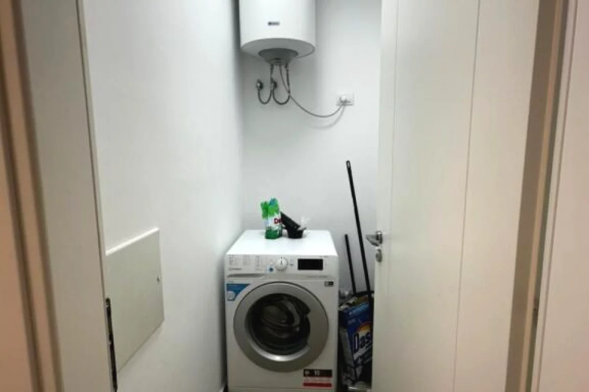 Shtepi me qera Apartament ne Tirane, 2+1, Mobilimi E mobiluar, Pagesa 1,700  Euro.
