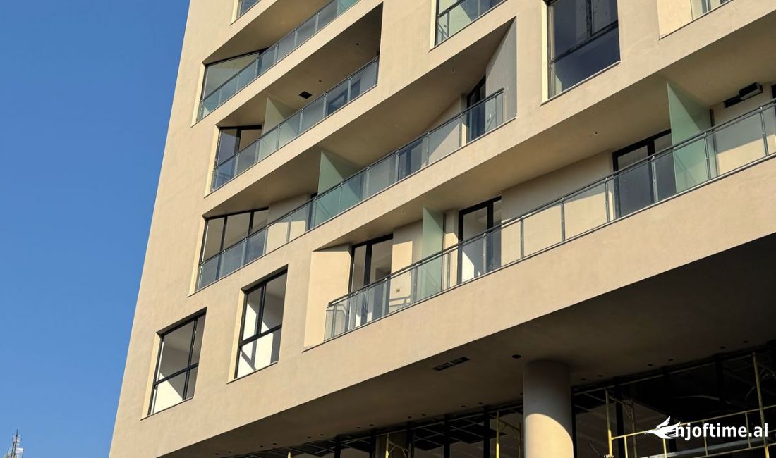 SHITET AMBIENT BIZNESIMINE PEZA RESIDENCE, BUZE RRUGE 