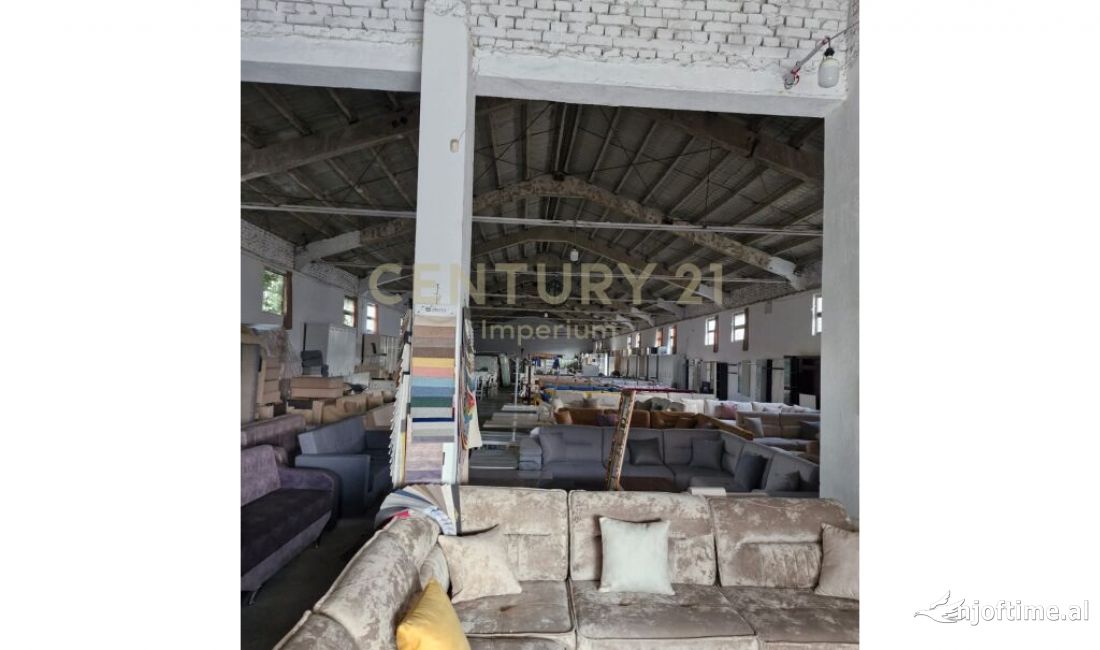 MAGAZINE + TRUALL PER SHITJE NE ELBASAN