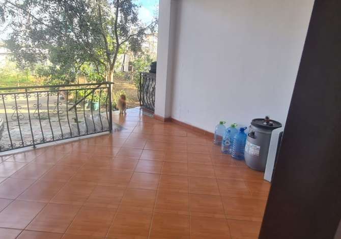 Shtepi me qera Apartament ne Tirane, 1+1, Mobilimi E mobiluar, Pagesa 25,000  Leke.