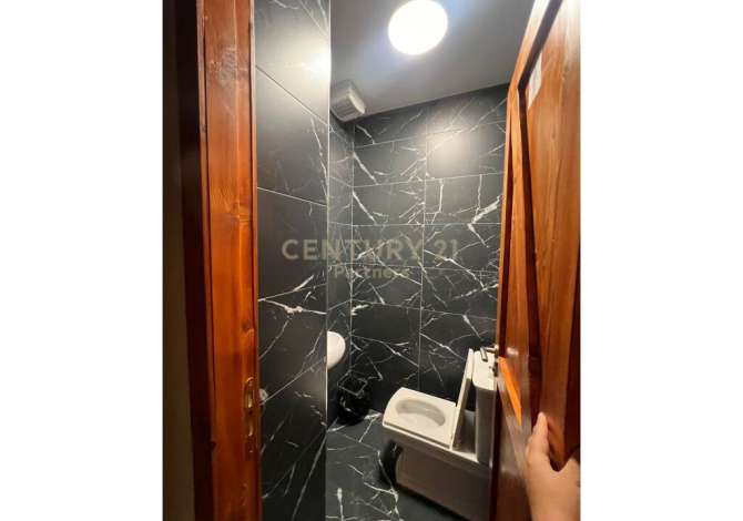 Ambient Biznesi per Qira prane Urgjences se Pediatrise