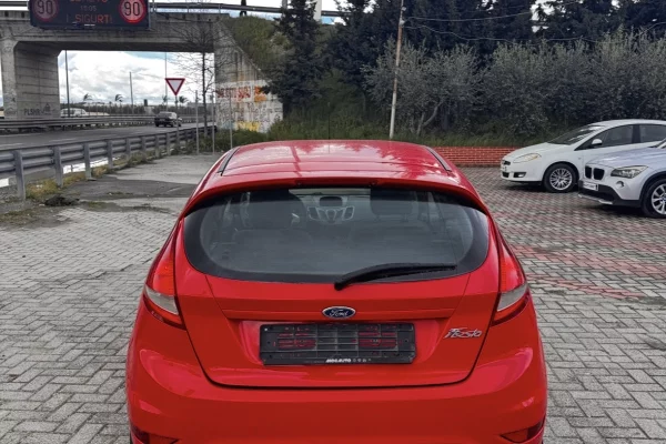 Cars for sale in Kavaja, Ford, 2009 Diesel,Kambio Manual Payment 3,200  Euro.