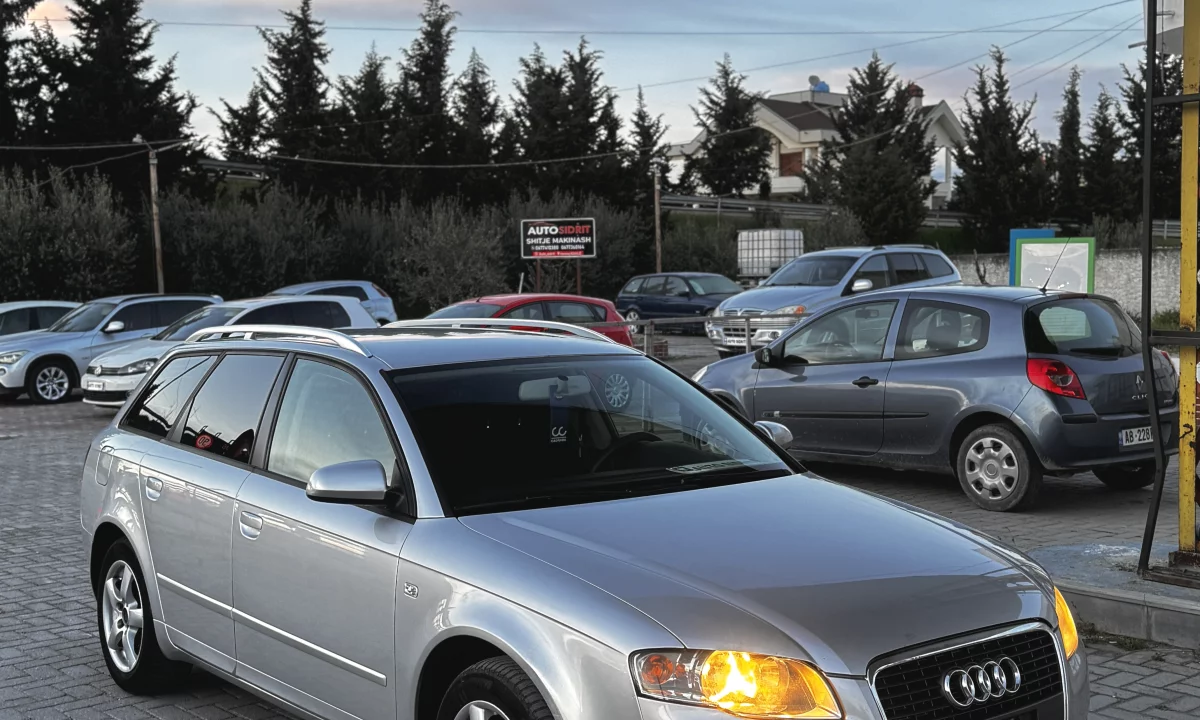 Makina ne shitje ne Kavaje, Audi, 2006 Diesel,Kambio Automatik Pagesa 3,200  Euro.