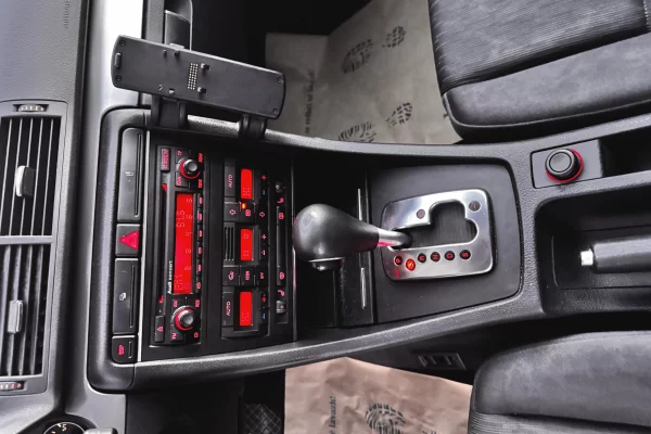 Makina ne shitje ne Kavaje, Audi, 2006 Diesel,Kambio Automatik Pagesa 3,200  Euro.