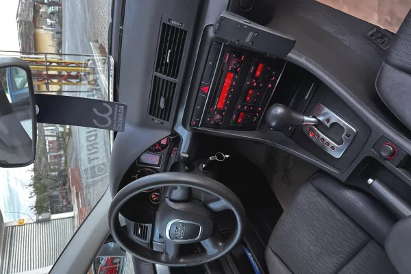 Makina ne shitje ne Kavaje, Audi, 2006 Diesel,Kambio Automatik Pagesa 3,200  Euro.