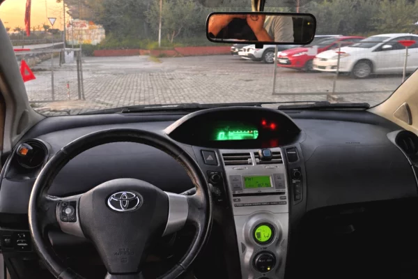 Auto in Vendita a Kavaja, Toyota, 2008 Diesel,Kambio Manual Pagamento 3,500  Euro.