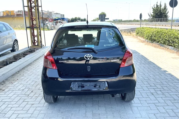 Makina ne shitje ne Kavaje, Toyota, 2006 Diesel,Kambio Automatik Pagesa 4,200  Euro.
