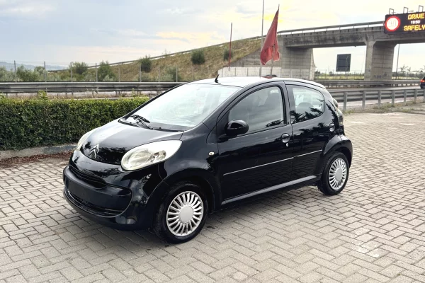 Cars for sale in Kavaja - 3,200 Euro