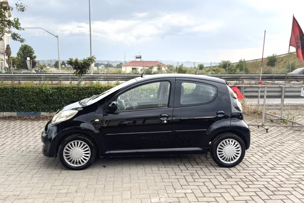Cars for sale in Kavaja, Citroen, 2007 Diesel,Kambio Automatik Payment 3,200  Euro.