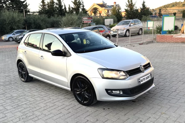 Makina ne shitje ne Kavaje, Volkswagen, 2011 Diesel,Kambio Manual Pagesa 4,300  Euro.