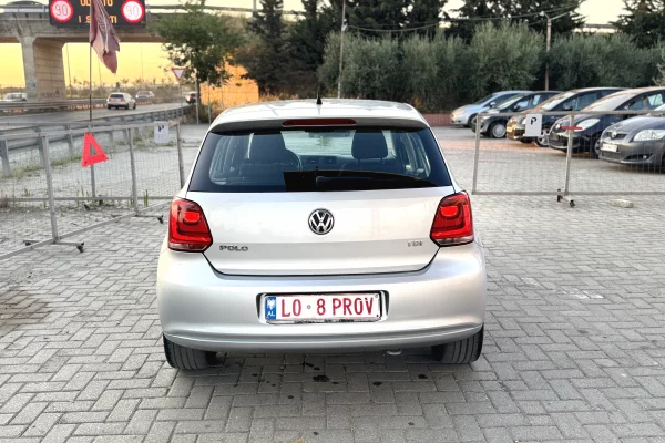 Makina ne shitje ne Kavaje, Volkswagen, 2011 Diesel,Kambio Manual Pagesa 4,300  Euro.