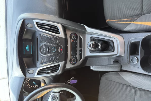 Makina ne shitje ne Kavaje, Ford, 2014 Diesel,Kambio Manual Pagesa 4,400  Euro.