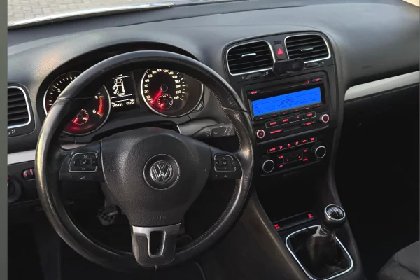 Cars for sale in Kavaja, Volkswagen, 2009 Diesel,Kambio Manual Payment 4,800  Euro.