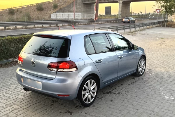 Cars for sale in Kavaja, Volkswagen, 2009 Diesel,Kambio Manual Payment 4,800  Euro.