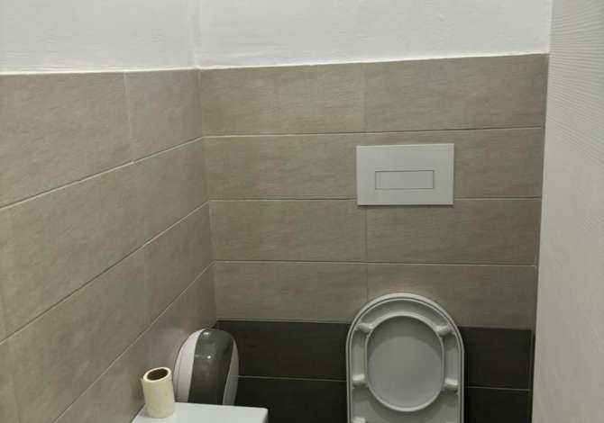 Ambient biznesi me qera 1+1 ne Tirane - 1,275 Euro